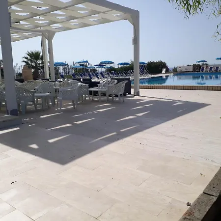 Ferienhaus Appartamento Con Giardino Villaggio Tucano *